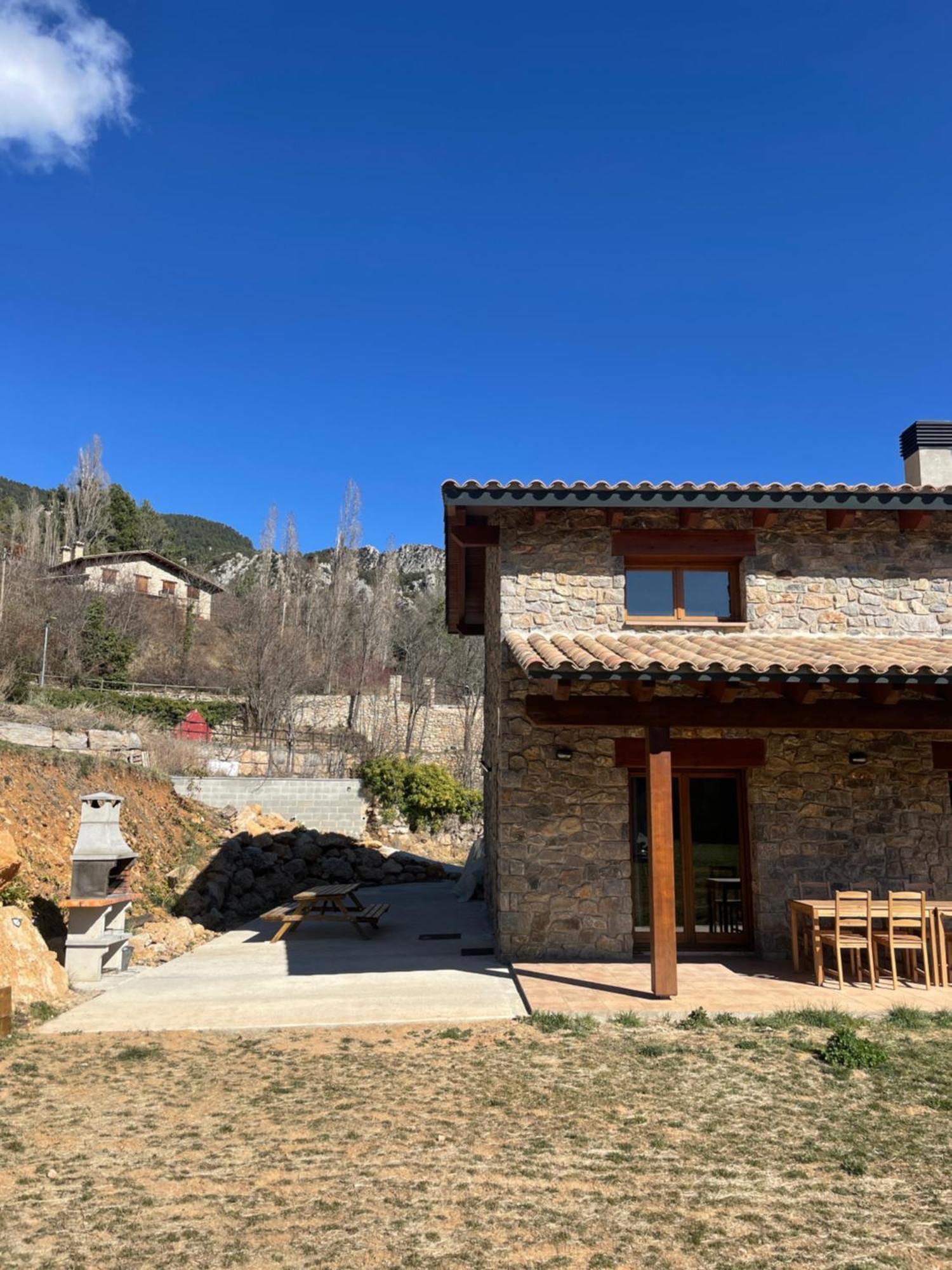 Casa De Les Escoles, Espinalbet - Alberga Castellar del Riu 외부 사진